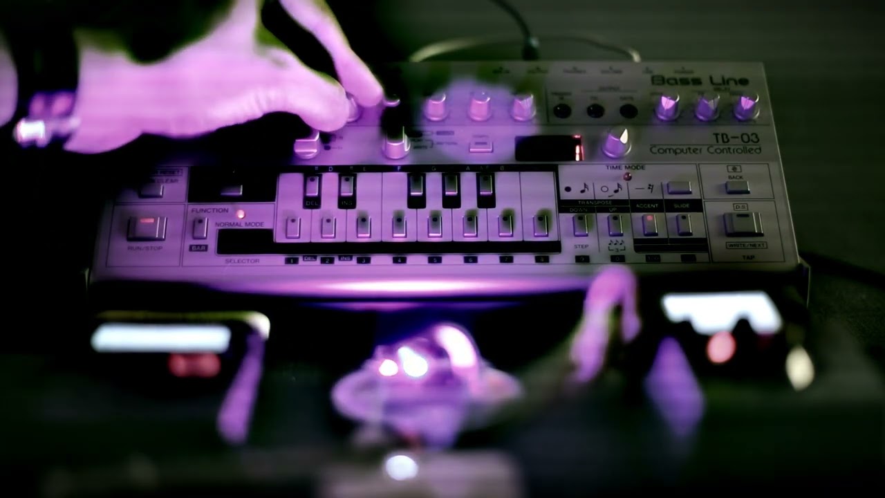DRONE SOUND SYSTEMS #30 | ROLAND TB-03