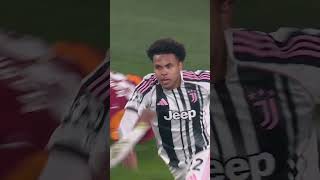 MCKENNIE SKRENDANTIS ĮVARČIUS prieš GALATASARAY