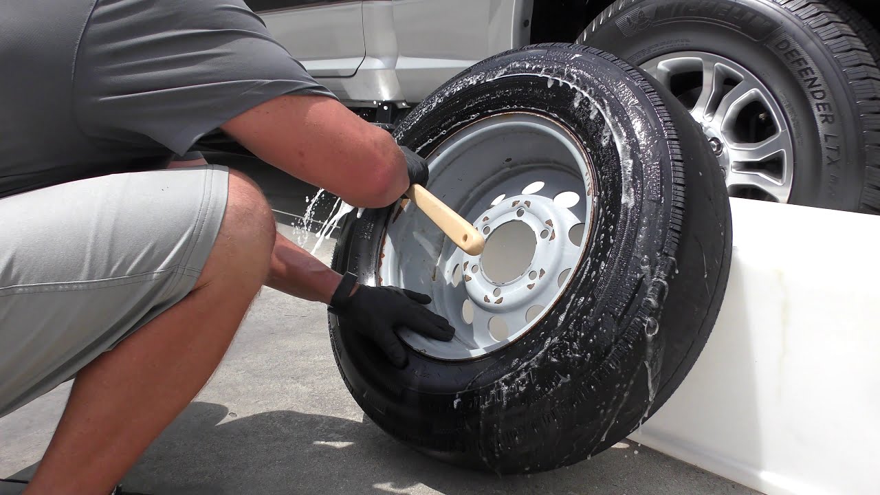 Longest lasting tire dressing / DuraDressing durability test against