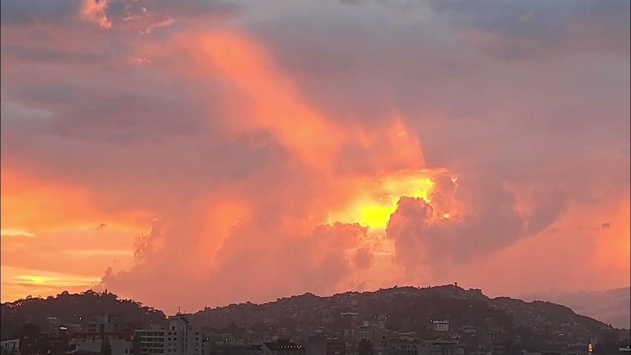 Rooftop of sm mall Baguio..thanks to my videographer ILOVEUjabelino25