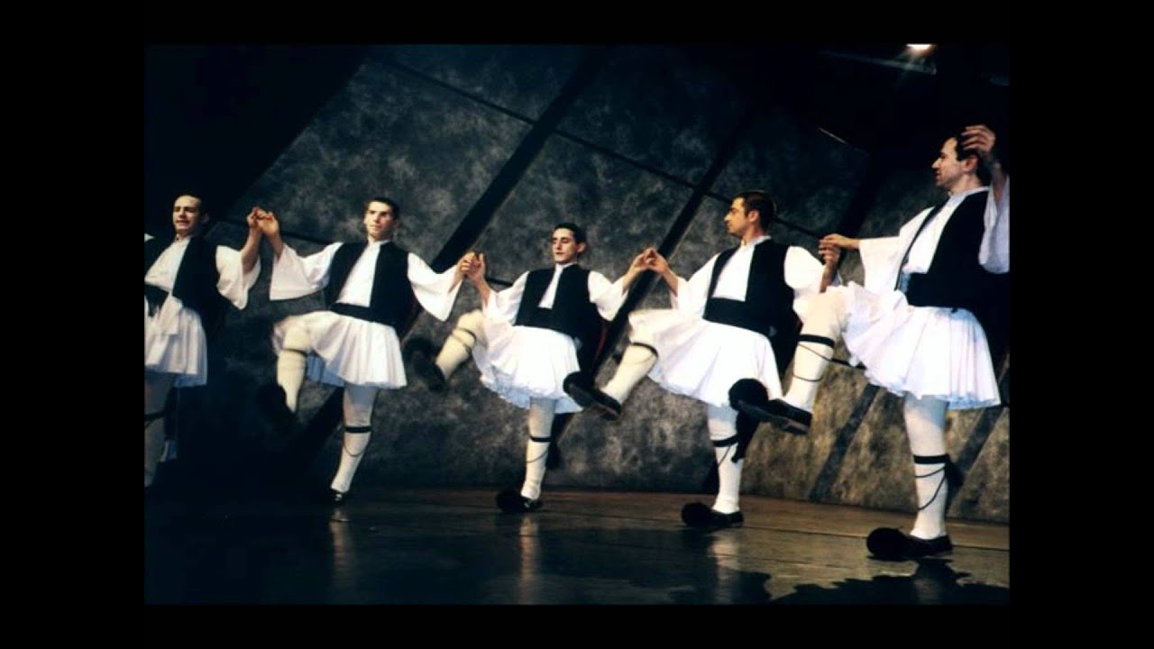 Грек зорба балет. Теодоракис Сиртаки. Греция танец Сиртаки. Сиртаки танец греков. Хасапико греческий танец.