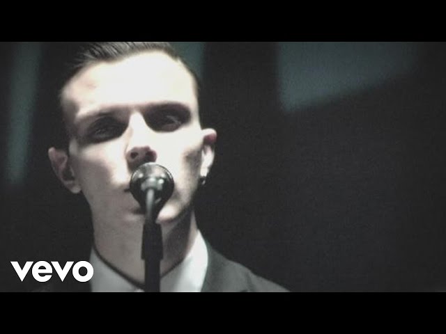 HURTS - ILLUMINATED