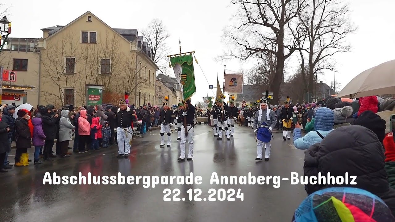 Annaberg-Buchholz, große Abschlussbergparade vom 22.12.2024