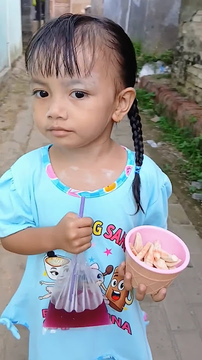 Wiwi jajan basreng #trending