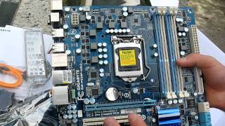 Gigabyte P55M-UD2 P55 LGA1156 Core i5 Motherboard Unboxing Linus Tech Tips