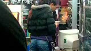 La Giii En El Estreno Del Libro