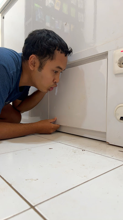 Pintu kecil terkunci #funny #trending #subscribe #shorts