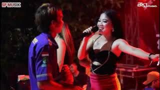 Dermaga biru-cover Sinka xun-SF musik is the best kandang sapi