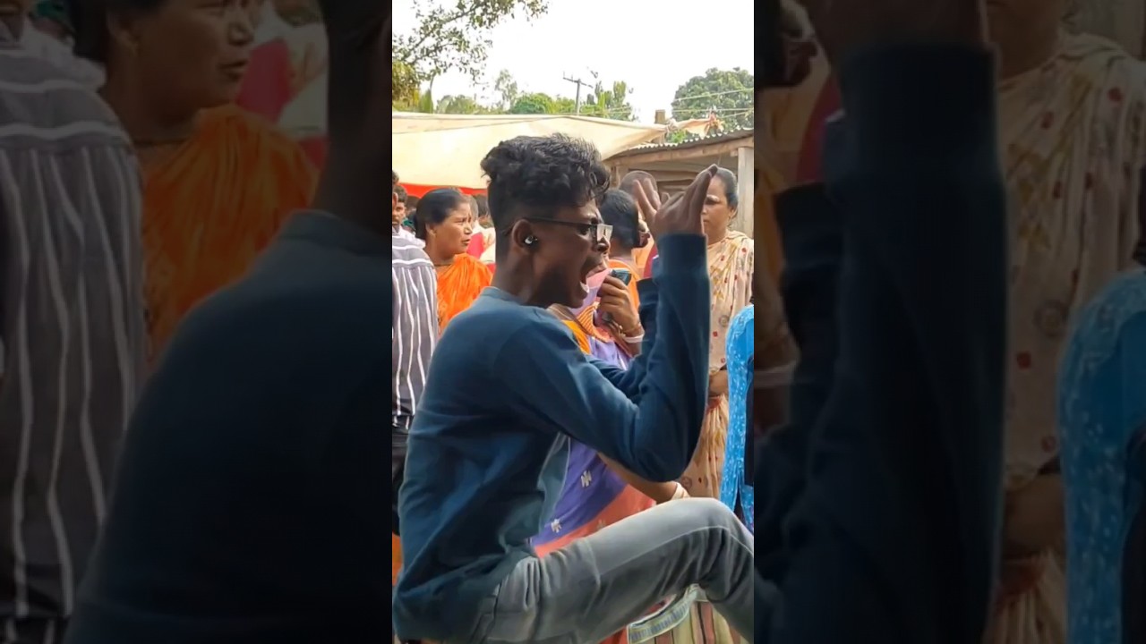 Nach Re Patarki Nagin Jaisan dance in public 🤣#youtubeshorts #reaction #short #dance  #bhojpuri