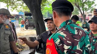 Download Lagu SALING BENTAK SATPOL PP DENGAN PENGHUNI BANGUNAN LIAR MP3 Download Lagu SALING BENTAK SATPOL PP DENGAN PENGHUNI BANGUNAN LIAR MP3