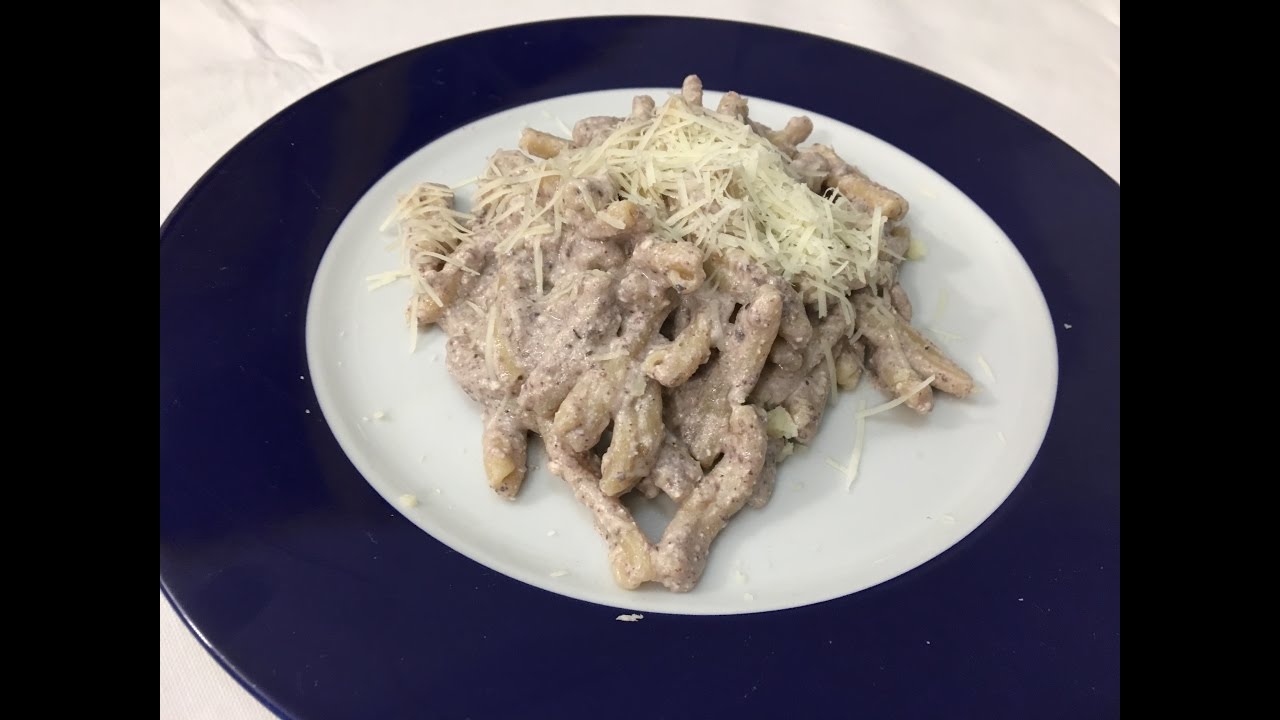 Pasta with Ricotta and Olive Paté