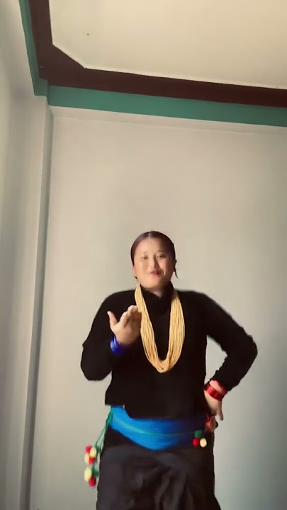 Kina Lajaki | Gaire khet esai bajai bho xaxaina fhursad rajaiko...!!! ❤️😉 | Tiktok Nepal | #shorts