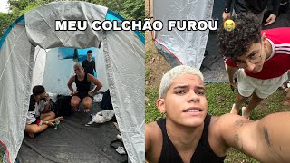 O Pior Acampamento Do Mundo