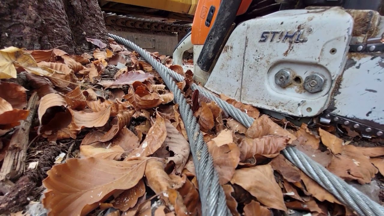 Esbosco con teleferica autocostruita.