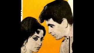 Kari Badariya.Aadmi1968.Lata Mangeshkar.Naushad.Shakeel Badayuni.Dilip Kumar.Manoj Kumar.Waheeda R