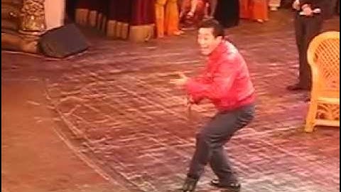 [HD]Lục Tiểu Linh Đồng múa gậy tại Nhà hát lớn HN [25/12/2010]