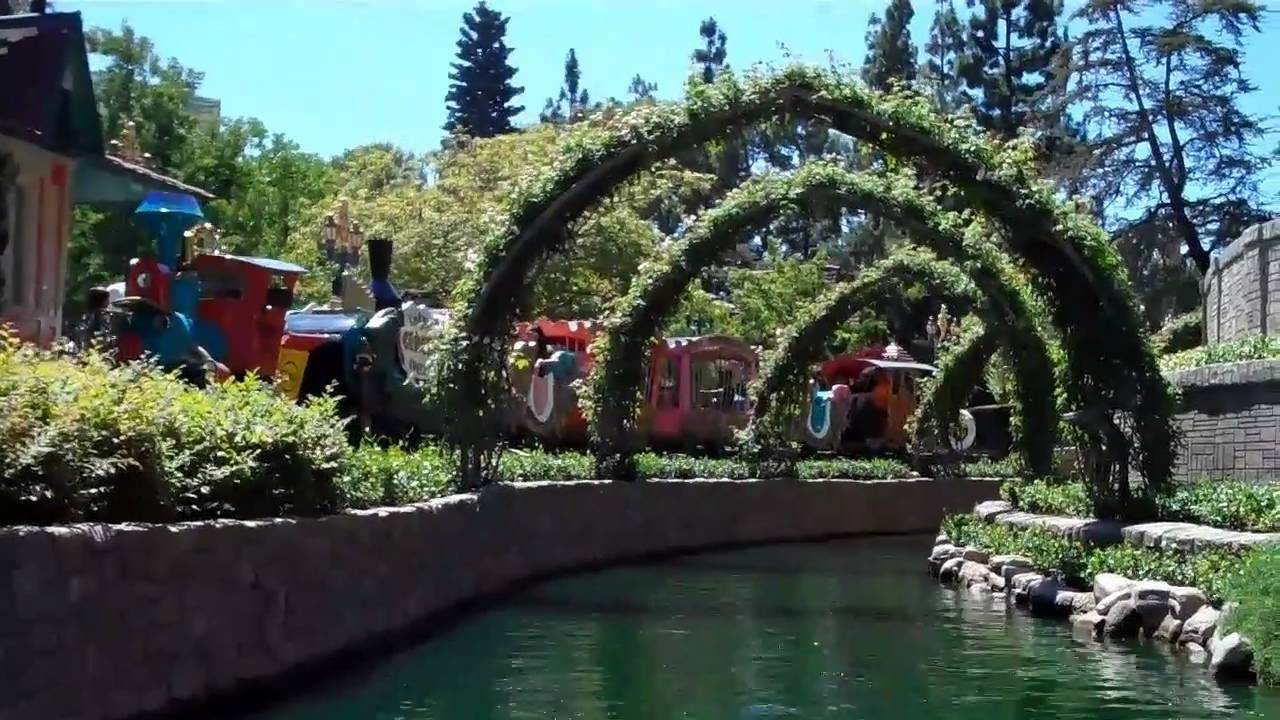 land boat storybook land canal boats disneyland 2010 youtube land boat storybook land canal boats disneyland 2010 youtube