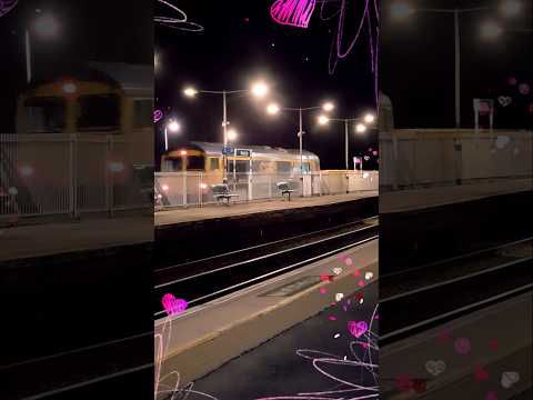 A Gbrf C66,Great northern C377 & Networkrail tamper, thameslink C700 through purley oaks march12th26