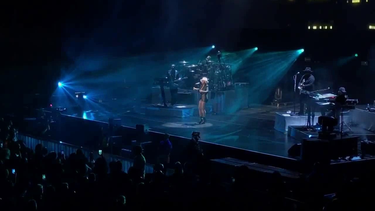 Mary J. Blige - My Life (live) - YouTube