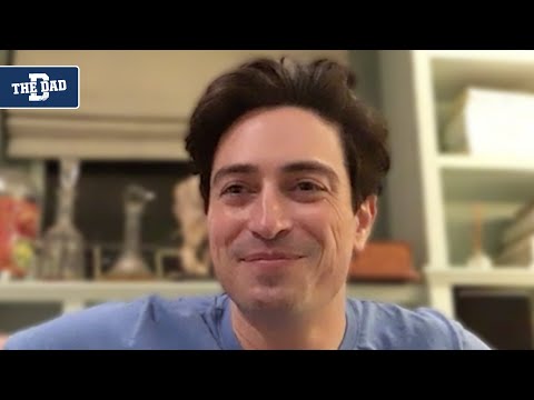 Is my hair close to Ben Feldman's yet? (Ron LaFlamme from Silicon Valley,  Ginsberg from Mad Men) : r/malehairadvice
