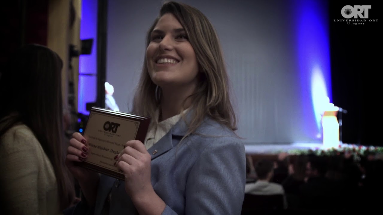 Ceremonia de Graduación - Agosto 2017 - YouTube