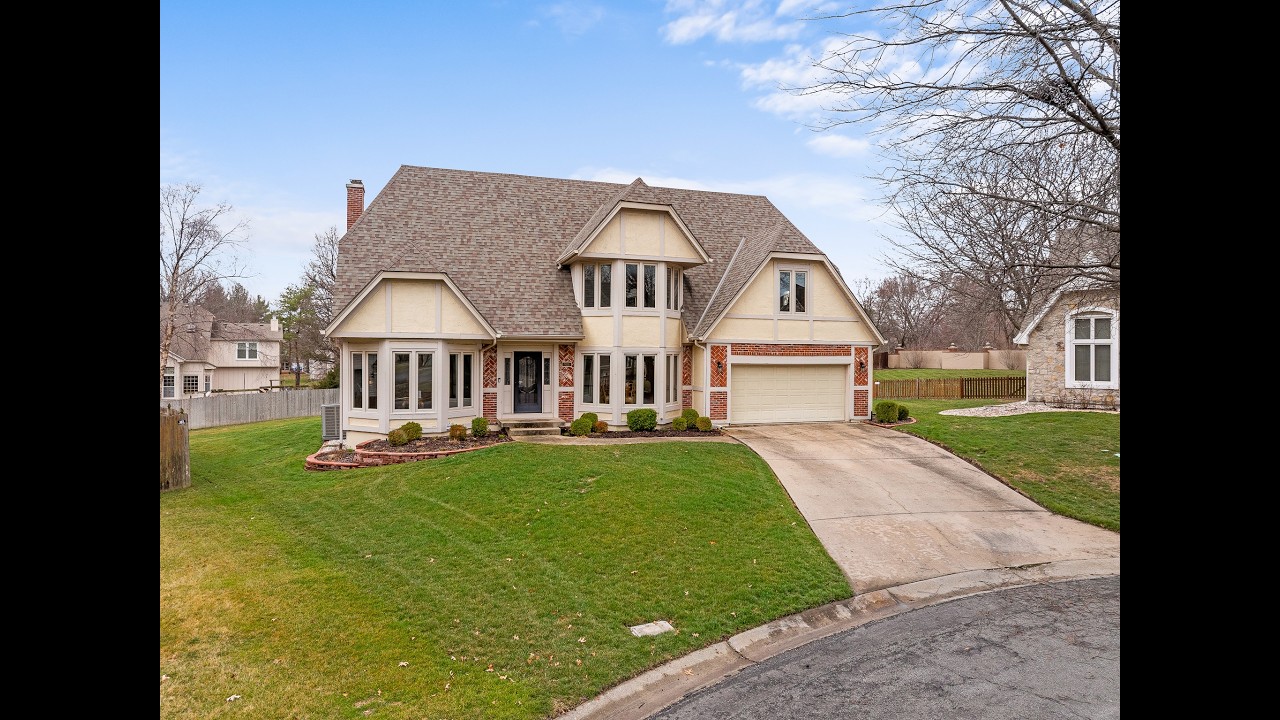 9116 W 127th Terrace Overland Park, KS