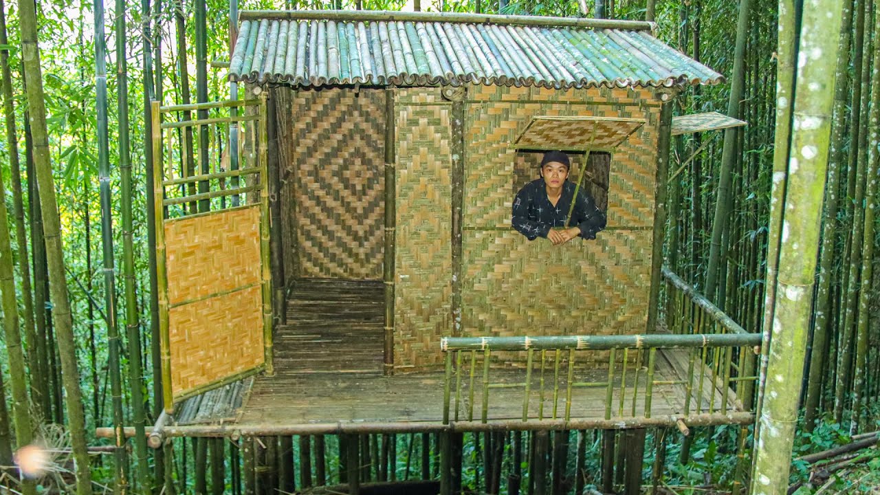 Build a Bamboo House Alone As The Perfect Shelter In The Forest | Hung ...