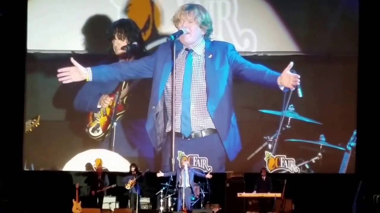 Herman Hermits Perform "Listen People" at OC Fair