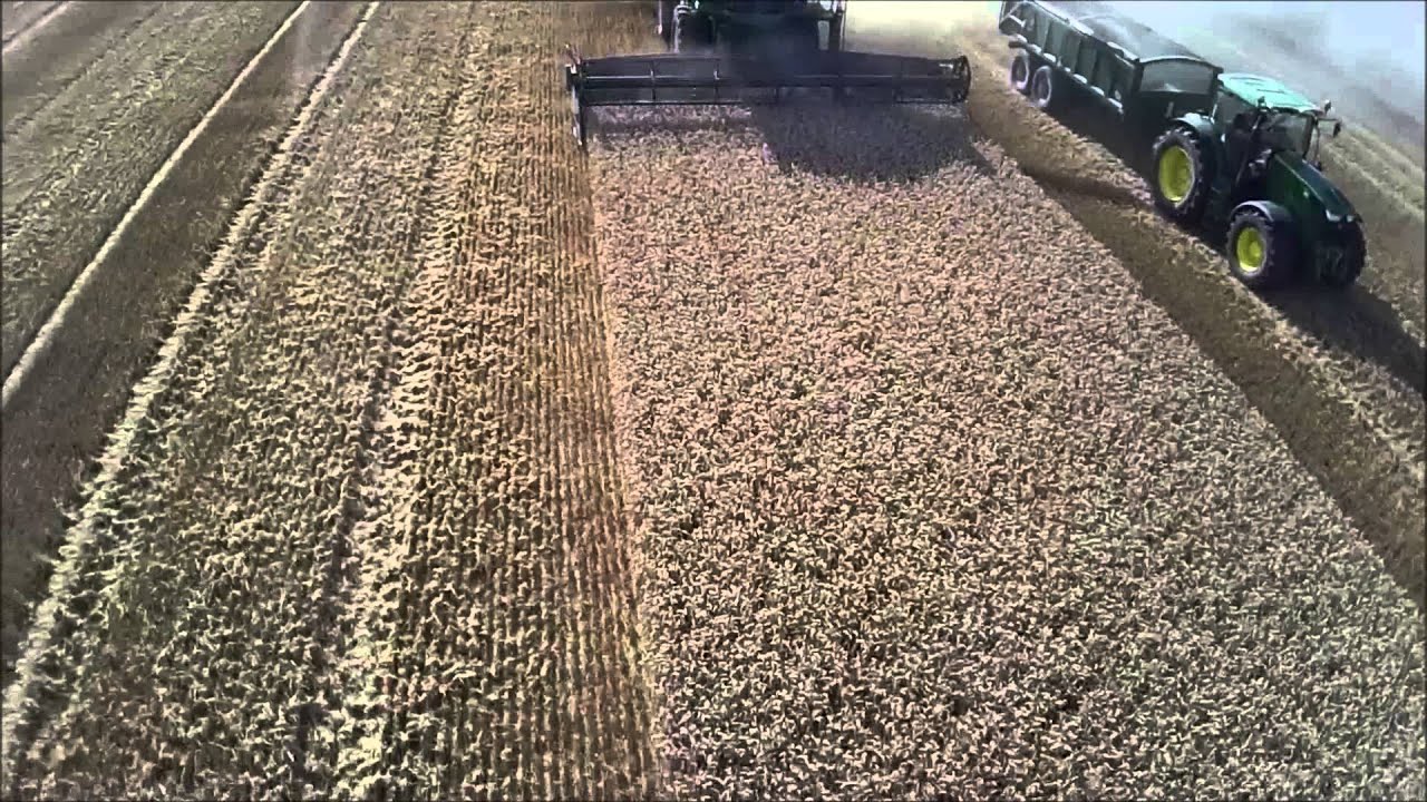 John Deere S680i & Zurn 630 Premium Flow header in wheat