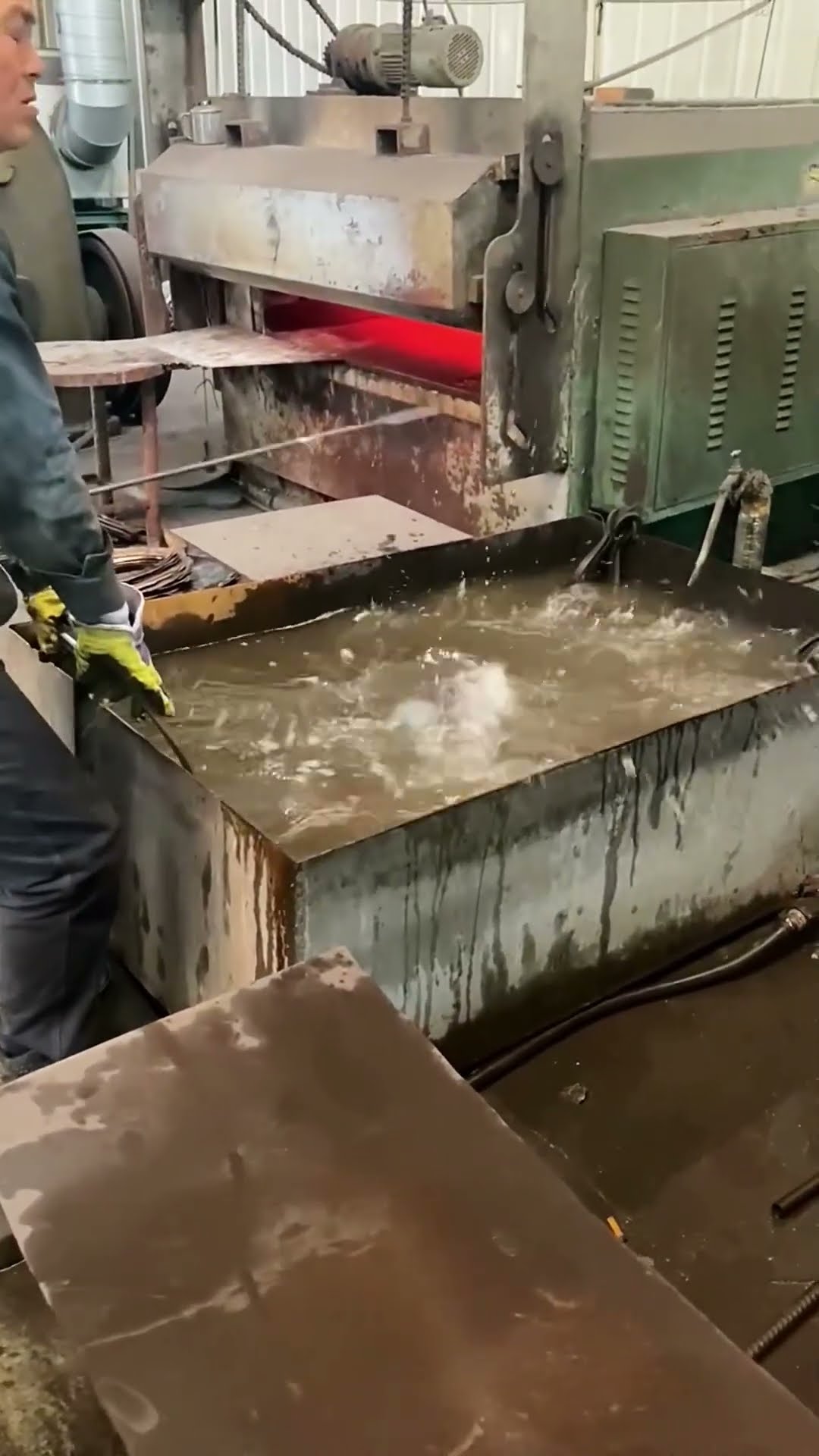 The process of producing the gong