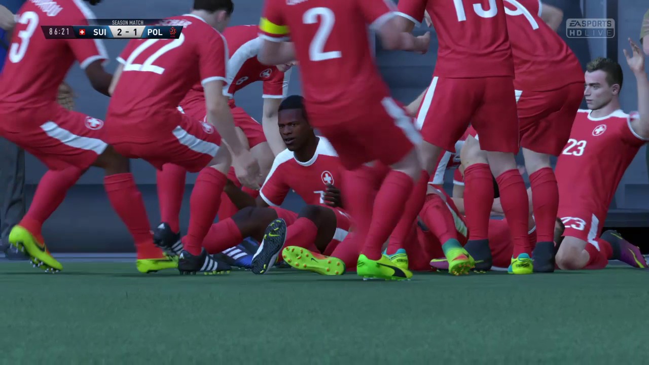 FIFA 17 Driven through ball