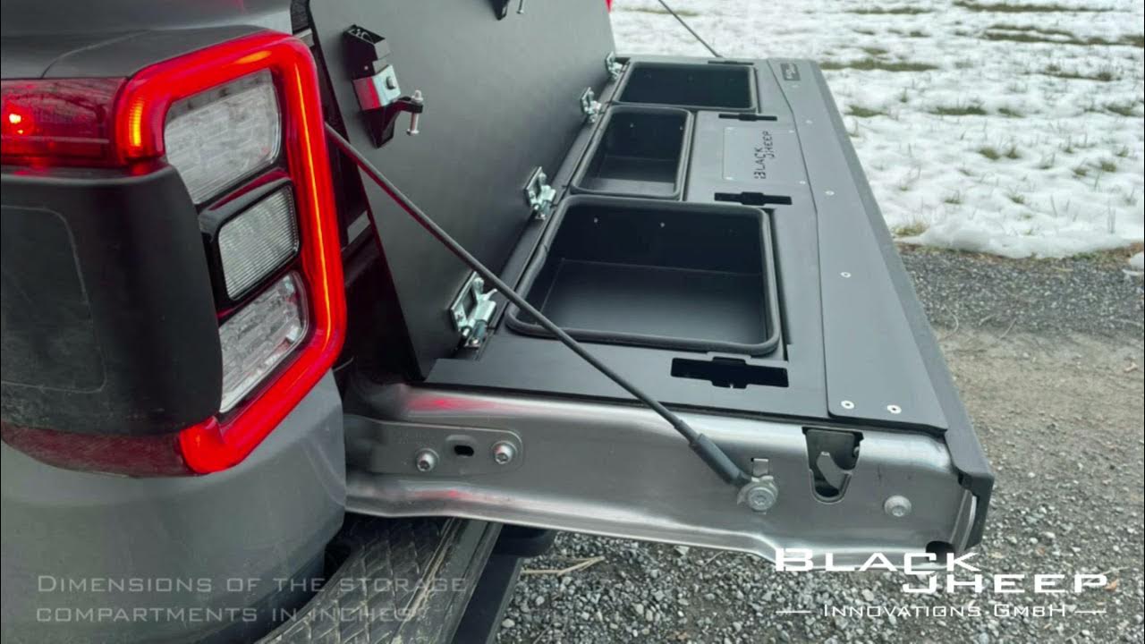Jeep Wrangler Gladiator. We create storage space in the Jeep Gladiator