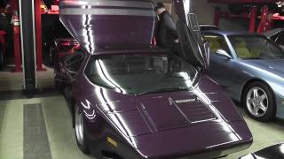 VECTOR W8 Twin Turbo supercar extremely rare