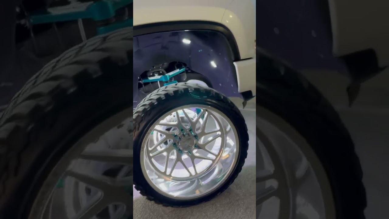 JHB (eBay jhblighting)  Pure Color White LED Rock lights with 5meters wiring relay and On/OFF Switch