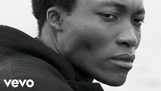 Video thumbnail of "Benjamin Clementine - Condolence (Official Video)"