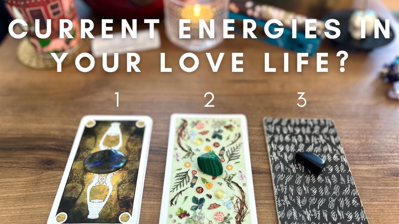 🌱💚 Your LOVE LIFE Right Now. Timeless Tarot Reading for Love & Romance | Pick A Card ASMR