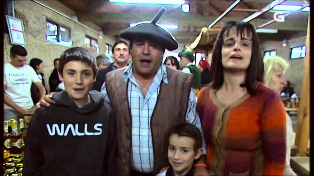 viii-feira-de-cuspedri-os-en-cotobade-2014-vaia-troula-tvg-youtube