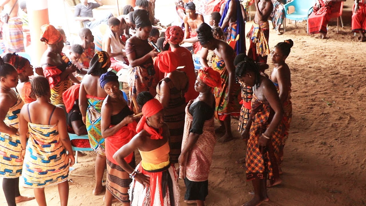 Powerful Kpakpaklidi Drumming