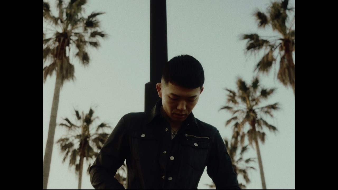 Watch ASSQUAKE - You(feat.RAY) on YouTube Watch ASSQUAKE - You(feat.RAY) on YouTube