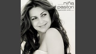 Video thumbnail of "Niña Pastori - Amores y Besos"