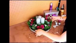 Композиция из шишек к новогоднему столу из 3х свечей. Композиция из шишек к новогоднему столу из 3х свечей.