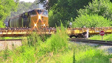 CSXT F732-20 ES44AH/AC44CW with the nice Horn Salutes & caboose on the rear Headed to the yard