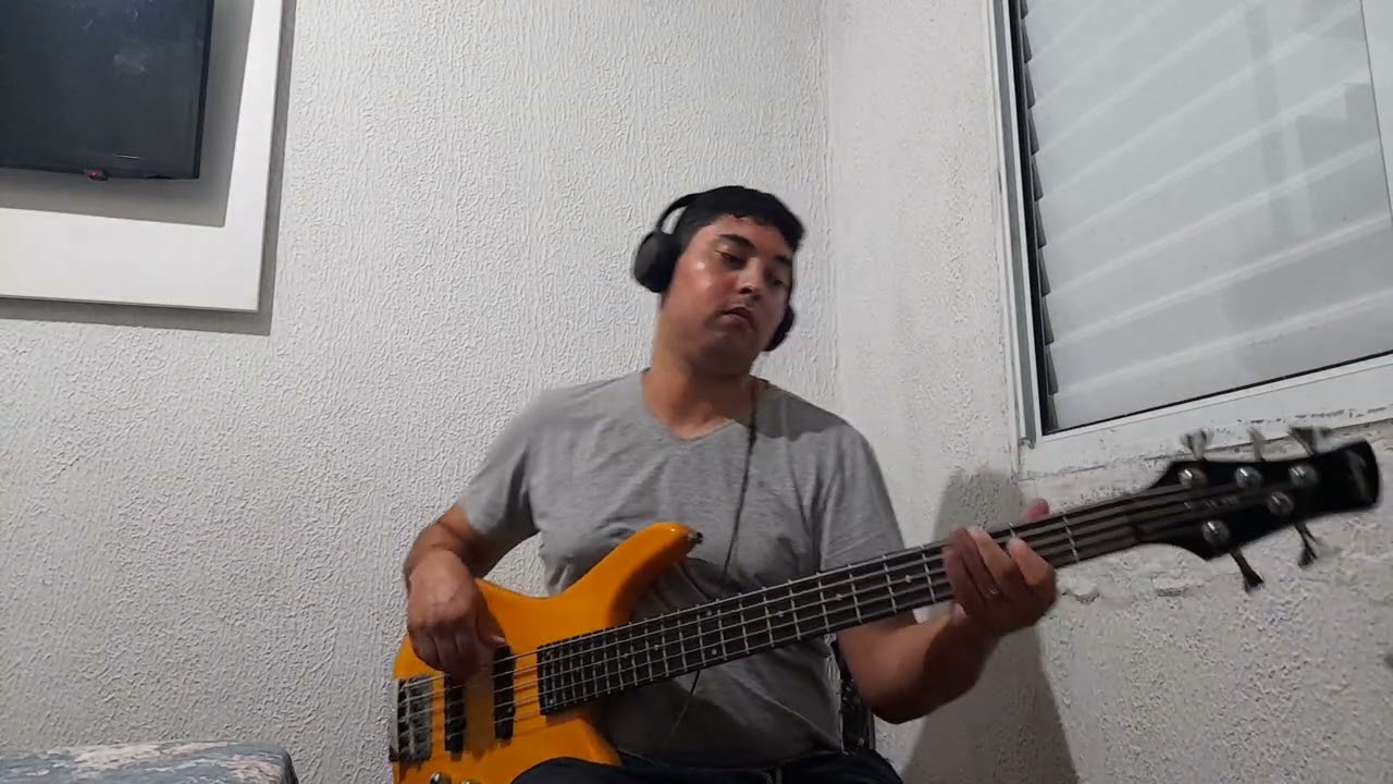 Foi na cruz Bass