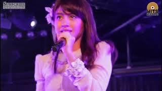 JKT48 - ANGIN SEDANG BERHEMBUS (Kaze Wa Fuiteiru)