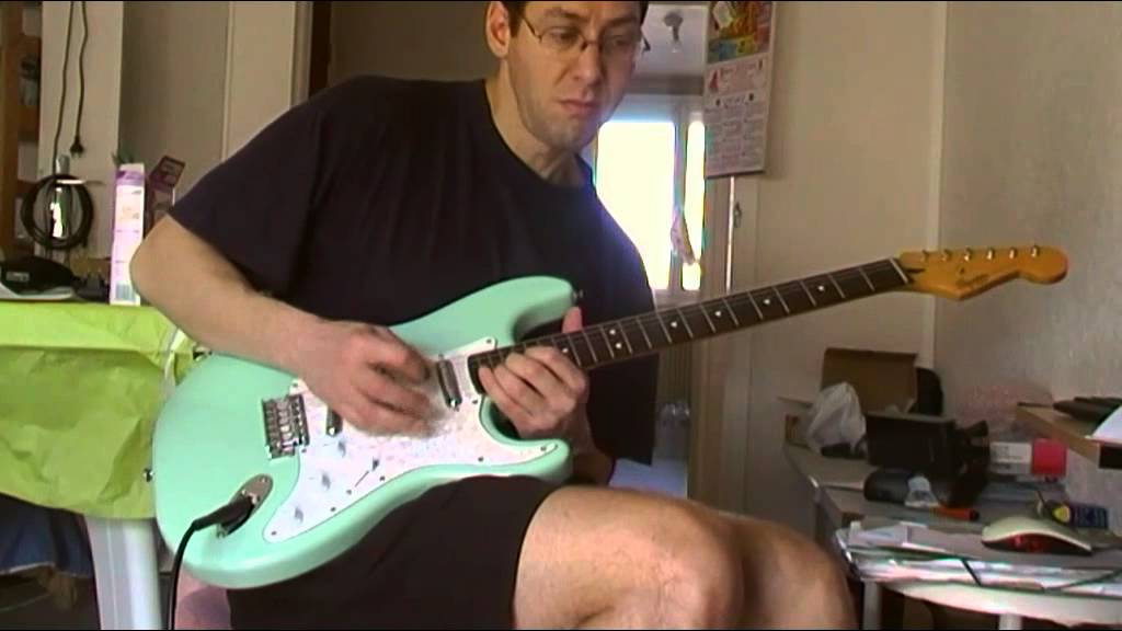 Fusion Guitar - Squier Vintage Modified Surf Green