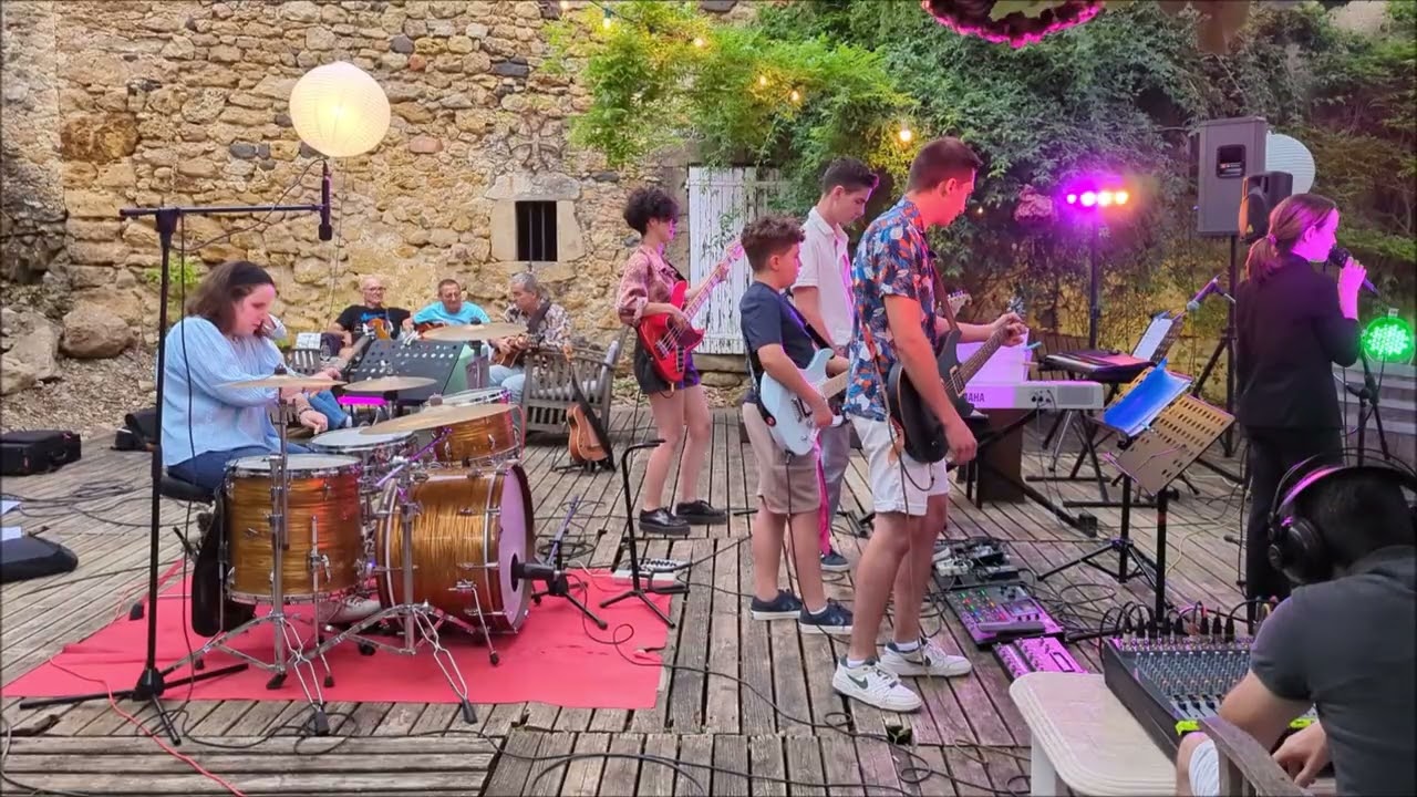 Zombie (Maurine à la batterie)