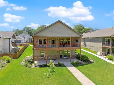 8462 Peoria St., De Soto, KS home video tour
