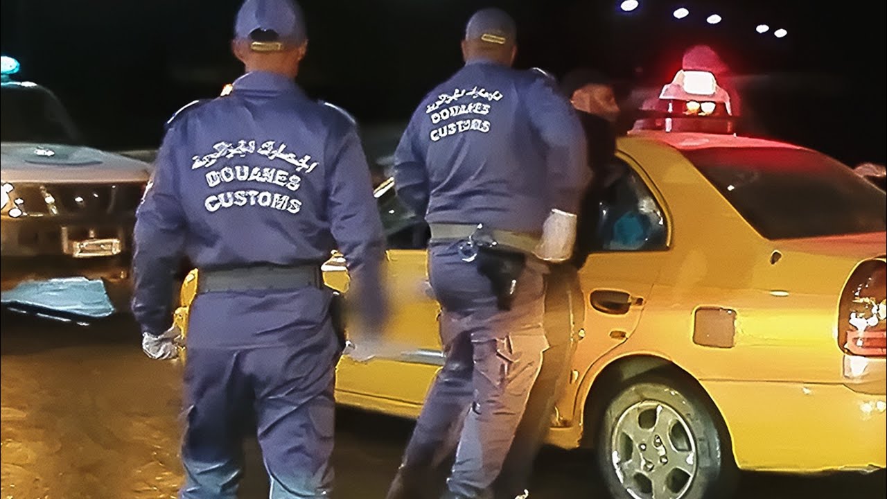 شاهد كيف تم القبض علي العصابة اللتي تتجار بالممنوعات في وهران 