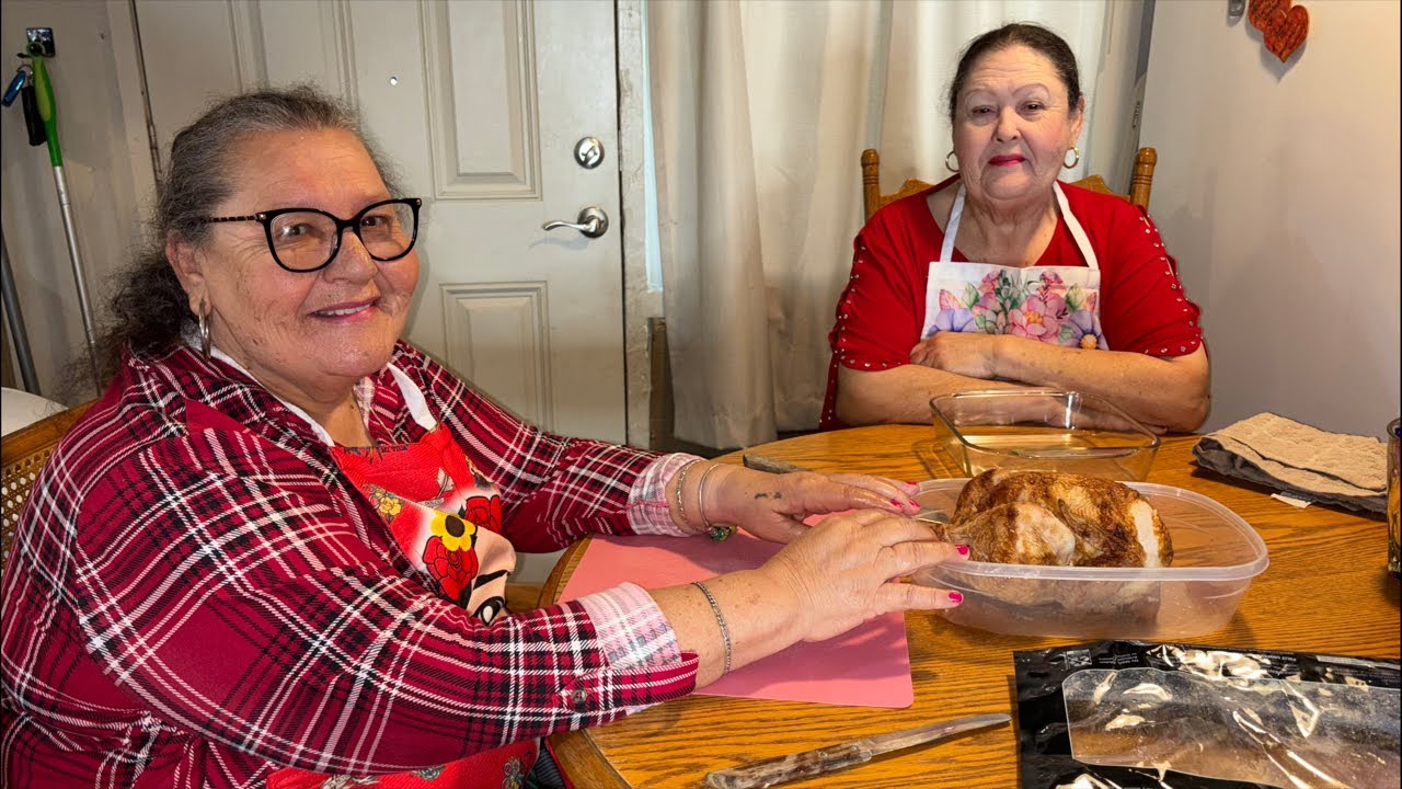 Come Make Mole Tamales with The Golden Girls