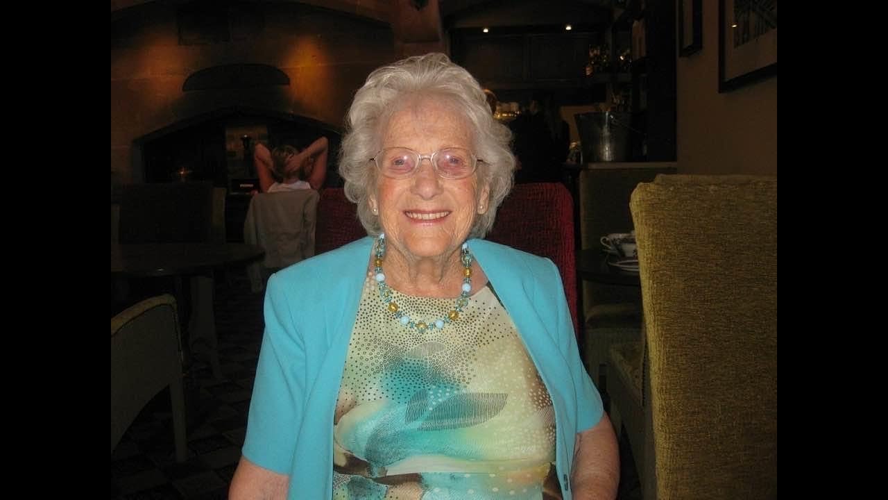 Memories of the Queen Mum - YouTube